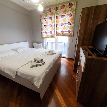 Lux Place Apartments Downtown Κραγκούγιεβατς Εξωτερικό φωτογραφία