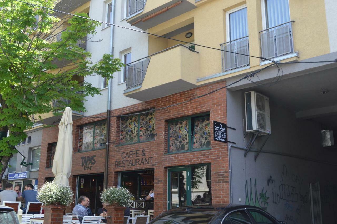 Lux Place Apartments Downtown Κραγκούγιεβατς Εξωτερικό φωτογραφία